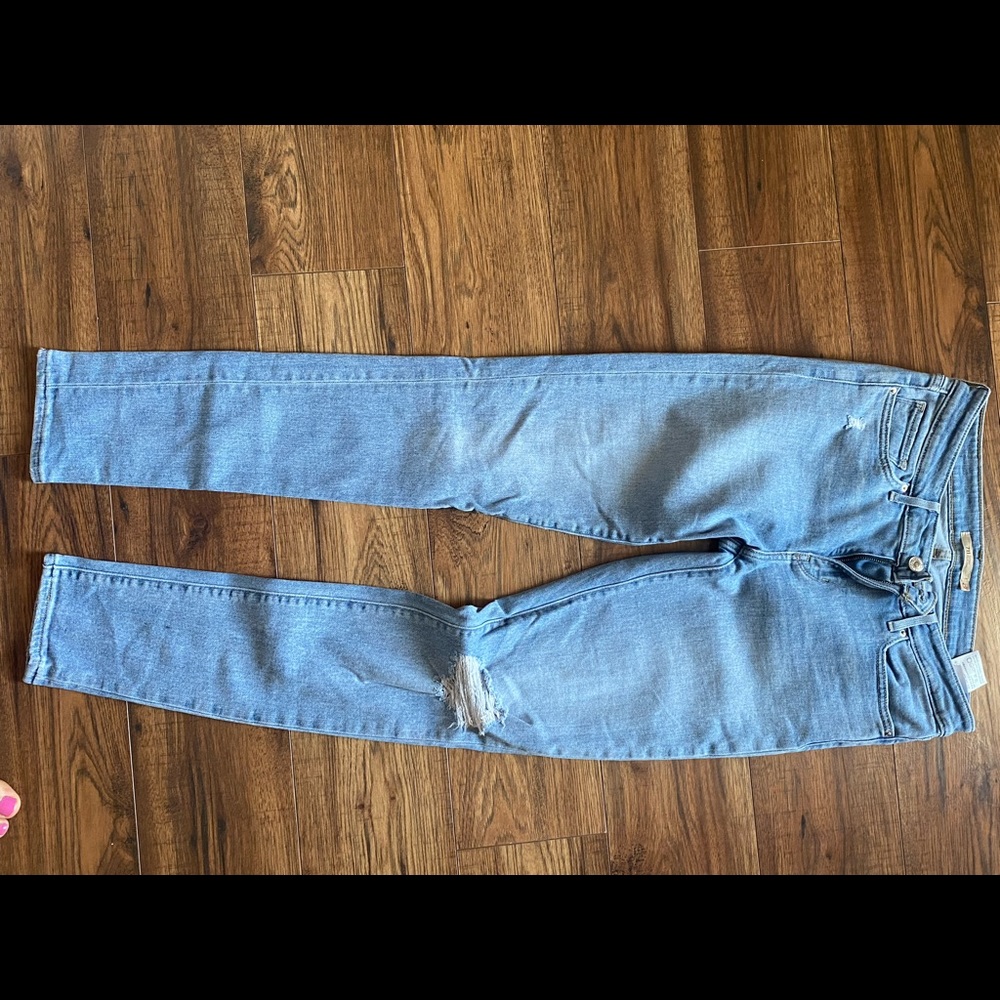 Selling my Levi’s jeans for 20 bucks